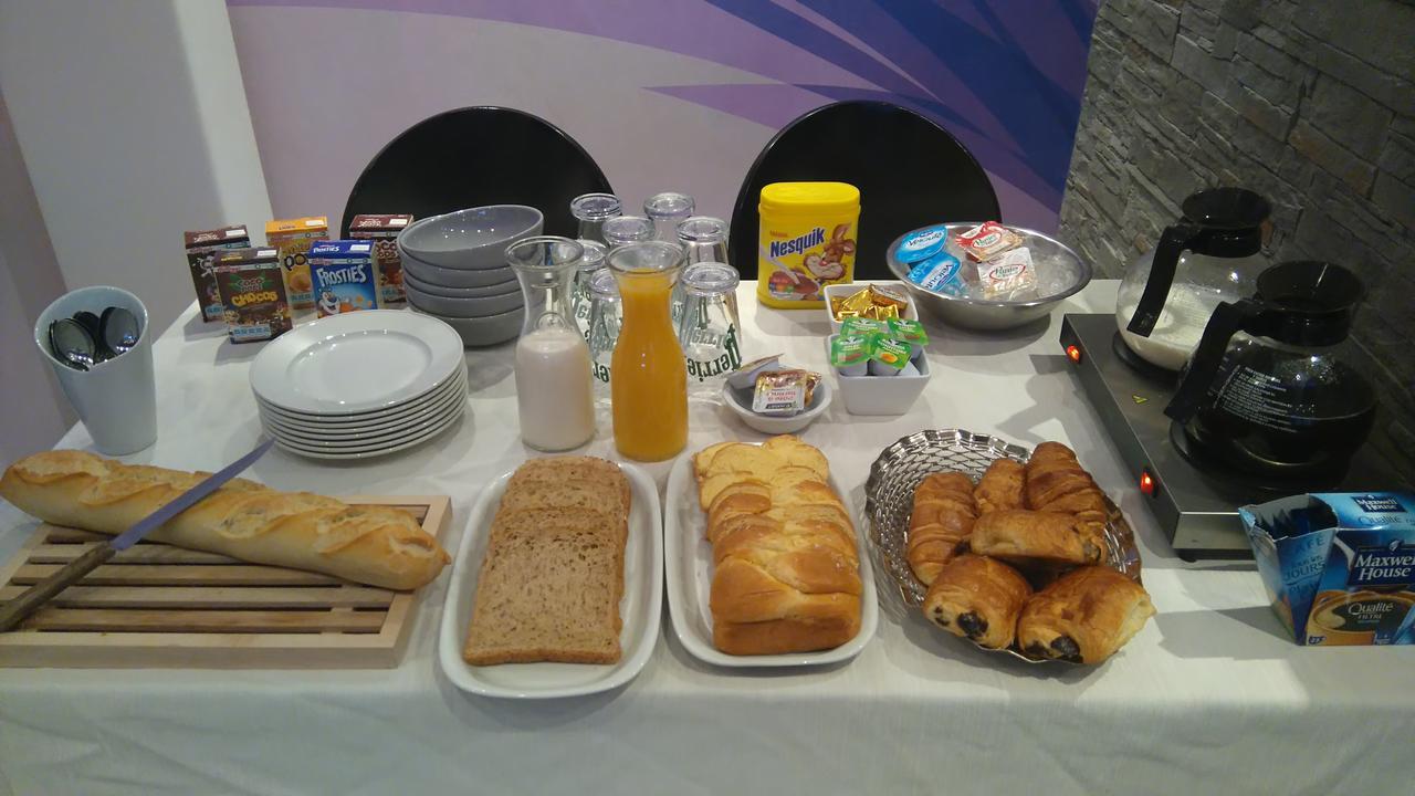 מלון Saint-Sauveur  Chez Maxim מראה חיצוני תמונה